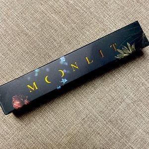 Moonlit makeup Prime for the night eyeshadow primer.